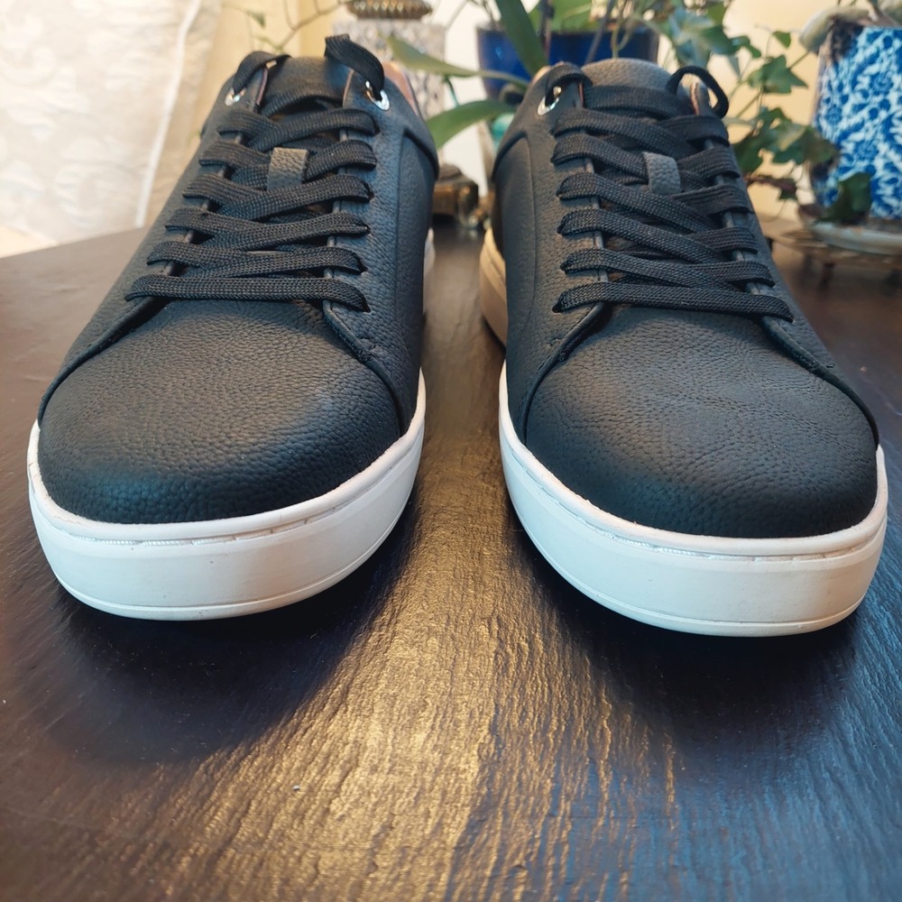 Calvin Klein Men's Wivlo Athletic Sneaker Black White & Tan Size 11.5M $109 NEW! - Picture 3 of 12